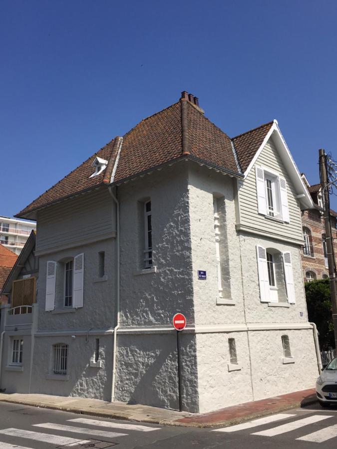 Historic "Touquettoise" Villa, Located In Heart Of The Village, 100M From The Beach, With Sunny Terrace And Private Garden Le Touquet Екстер'єр фото